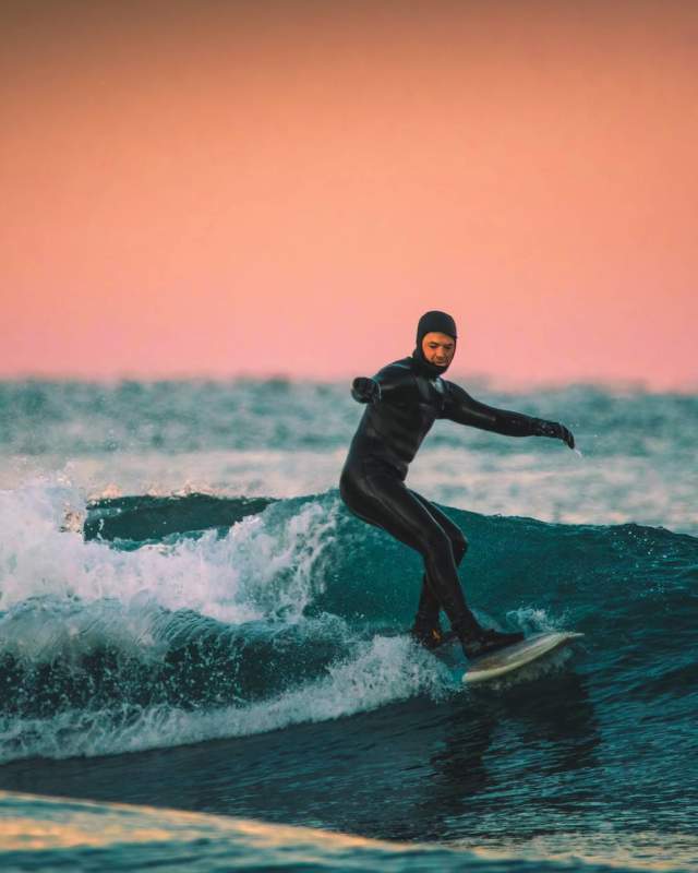 Surfing by Sergius Hannan