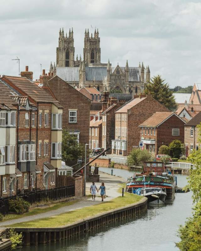 River winding through Beverely with the minster in the background.