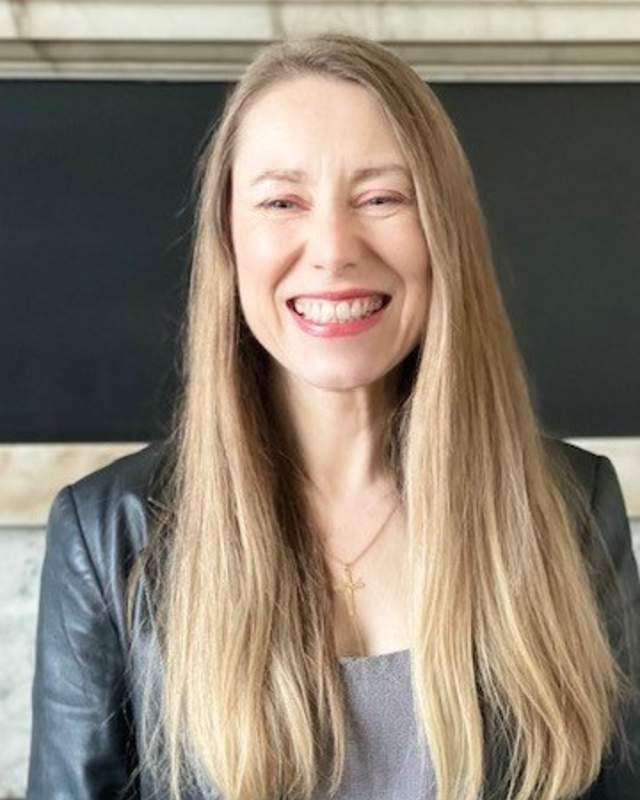 Tracy Stringfellow Headshot