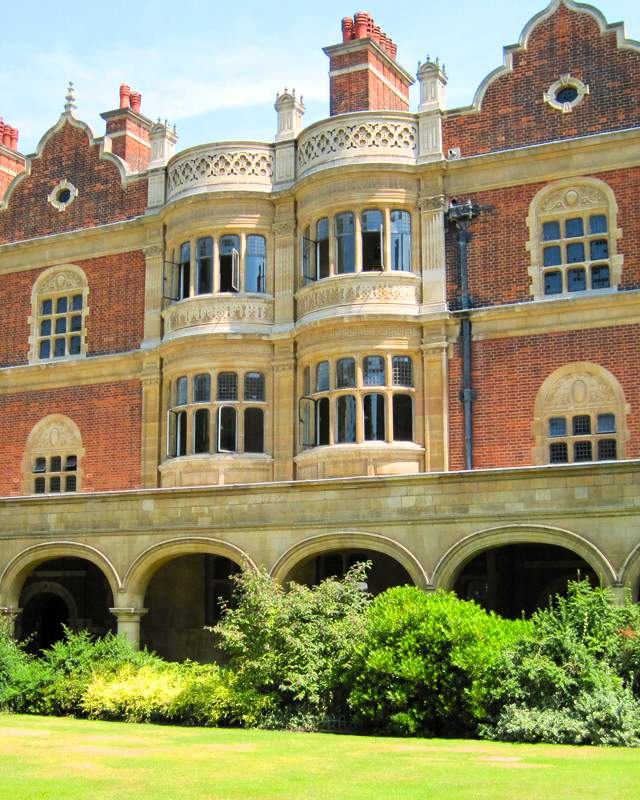 Cloister Court Gardens at Sidney Sussex College