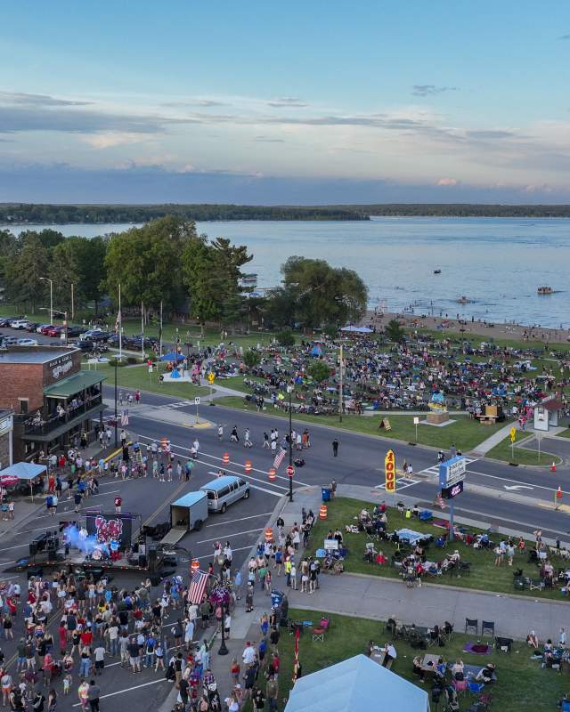 shell lake street dance & fireworks