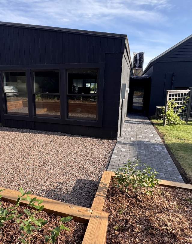 Art Colony Outdoor Classroom