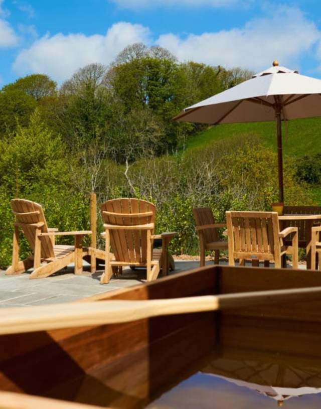 hot tub and garden furniture