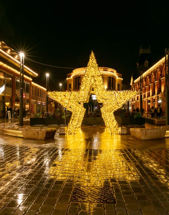 Christmas in the Cornhill Quarter, with a huge illuminated star in the centre