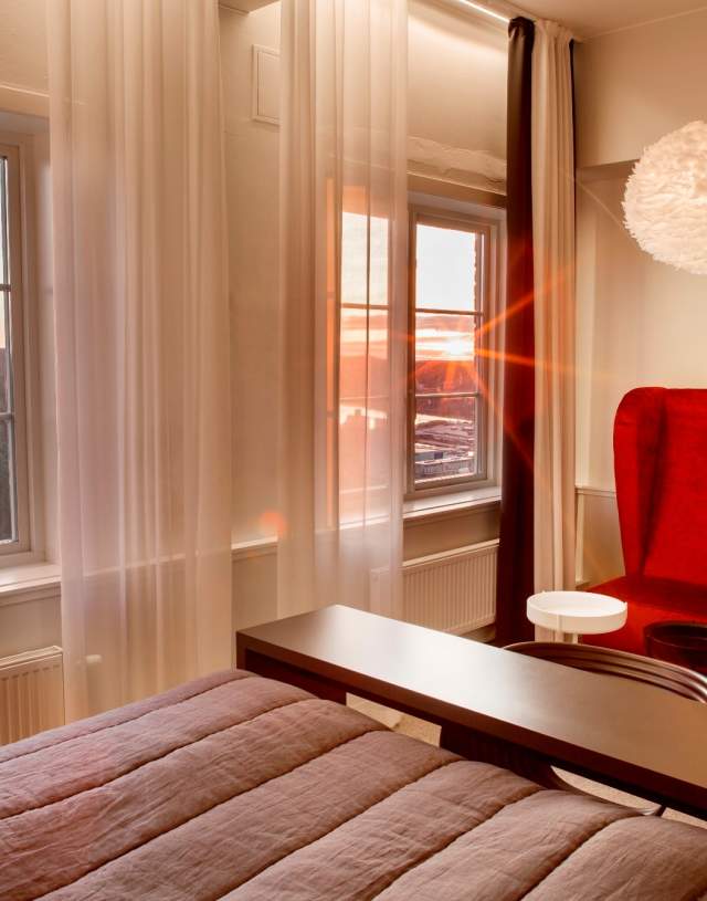 Bilde fra et hotellrom med utsikt på Fredriksten Hotell