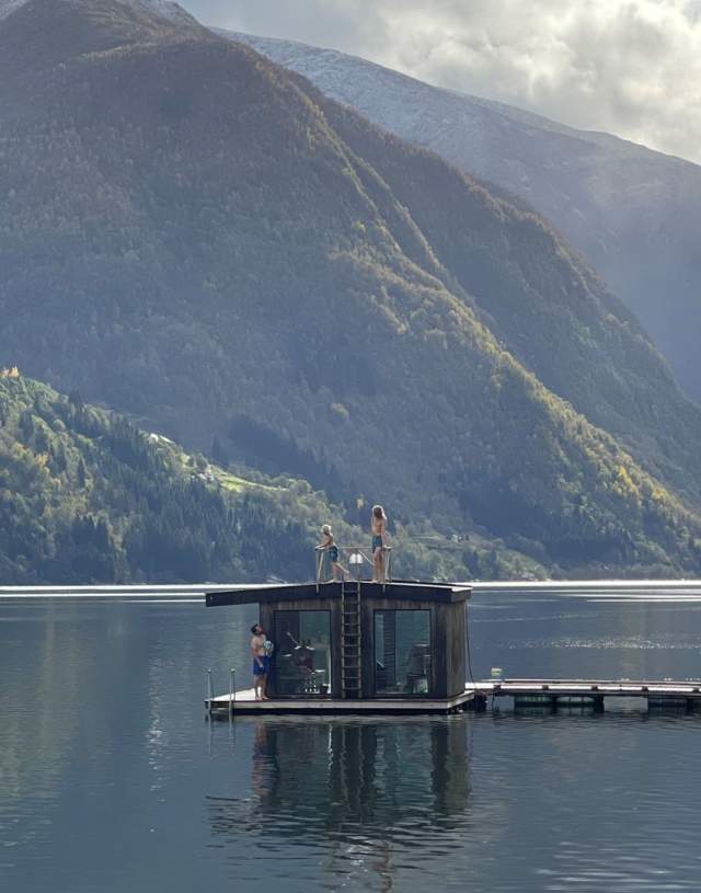 Dampen Sauna, Fjærland