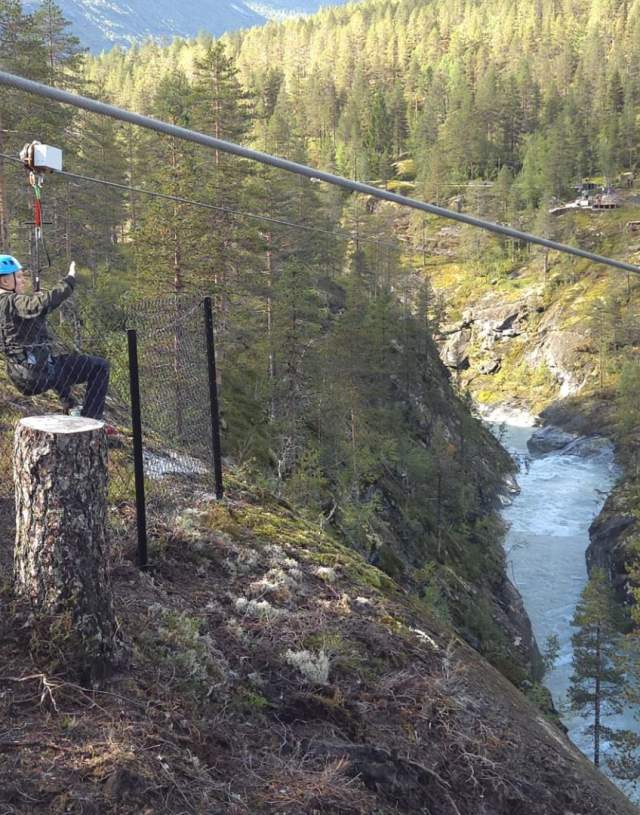 SkyRavn - Ravine Ziplines, IceTroll