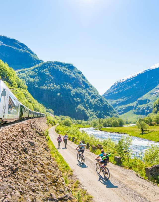 Hike or bike the Flåmsdalen Valley