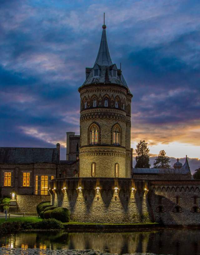 Horsley Towers