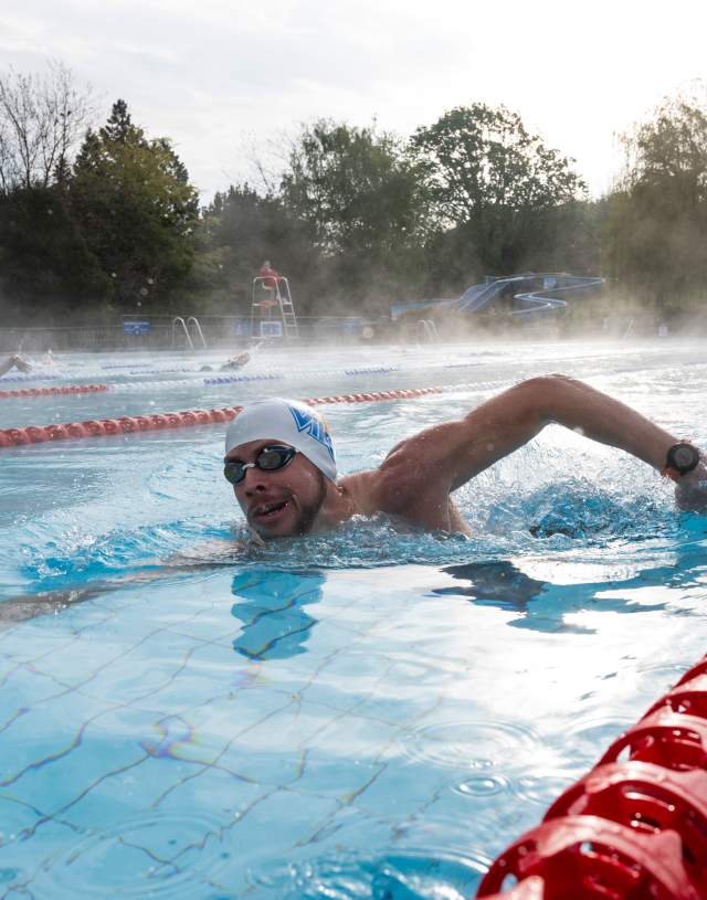 Swimming at Guildford Lido