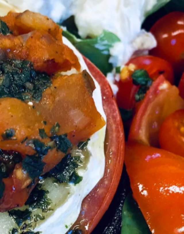 V Café at the Institute is our onsite vegetarian and vegan café.