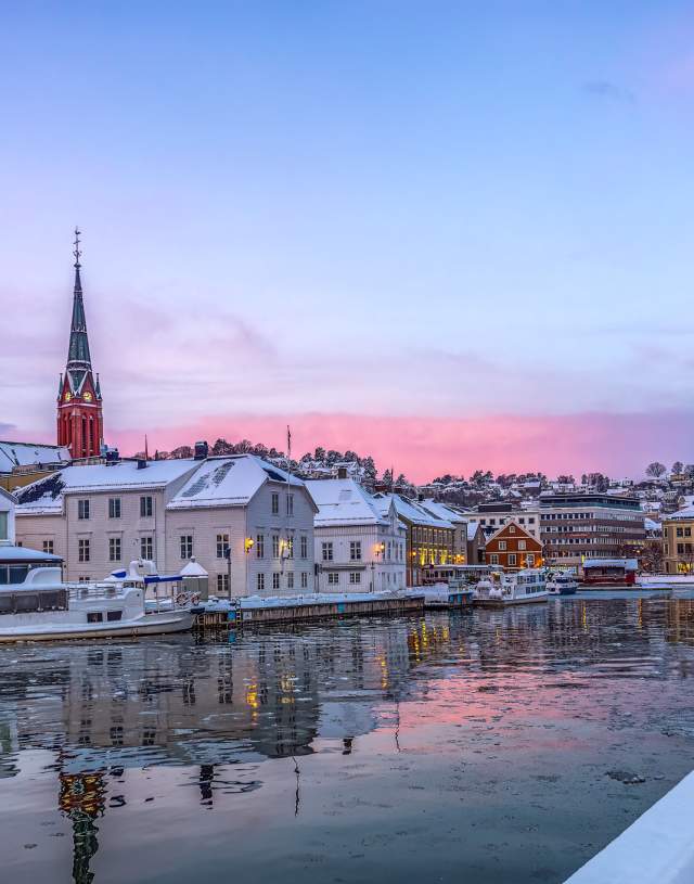 Snø langs Pollen lyst bildet