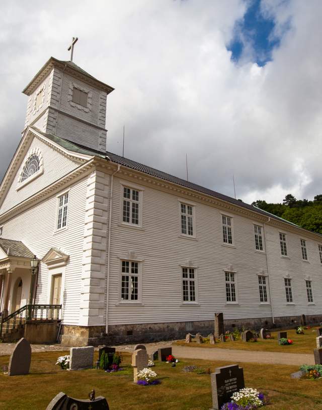 Mandal kirke