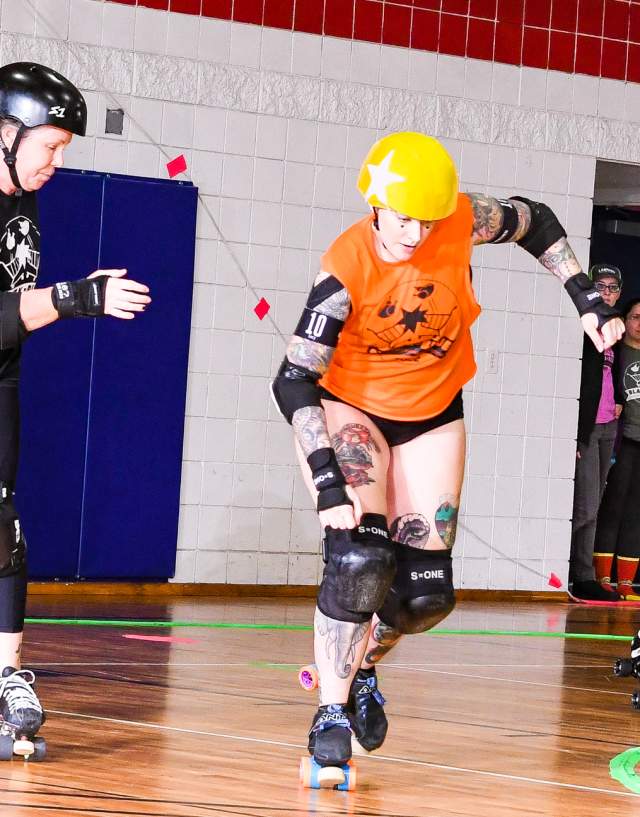 People playing roller derby