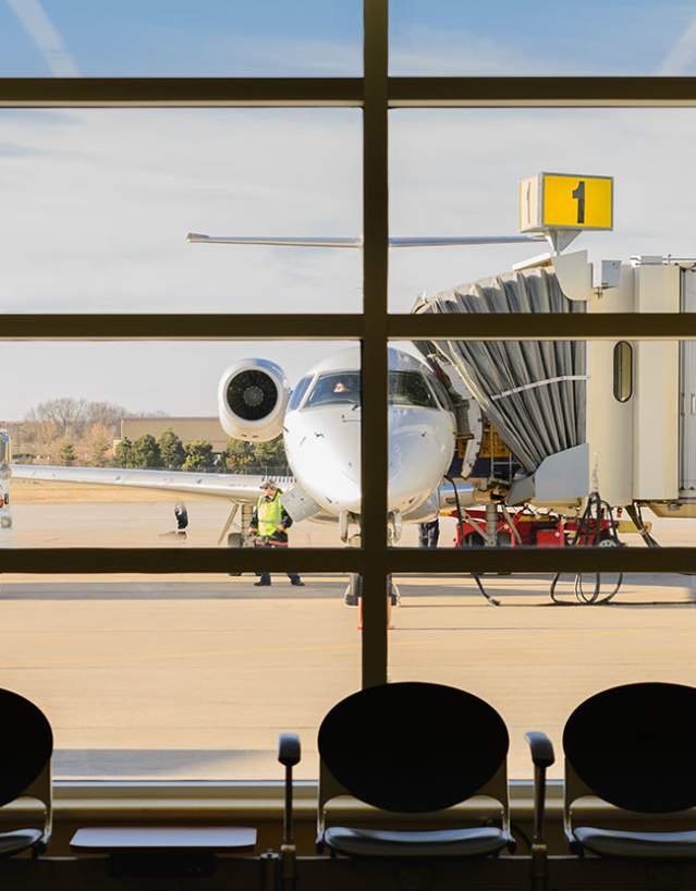 MHK Airport view of plane