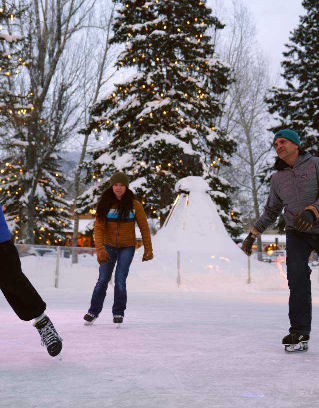 Ice skate with your family in Wyoming