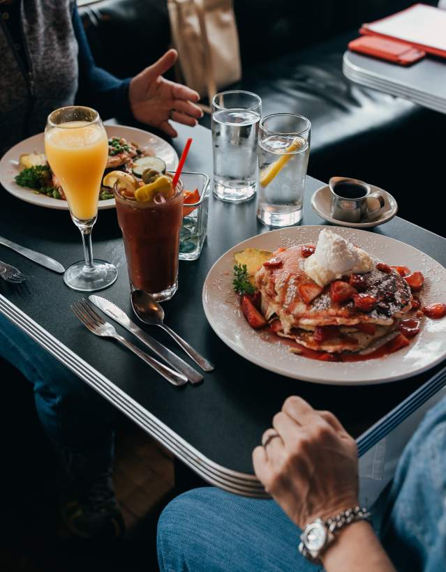 Breakfast Dining