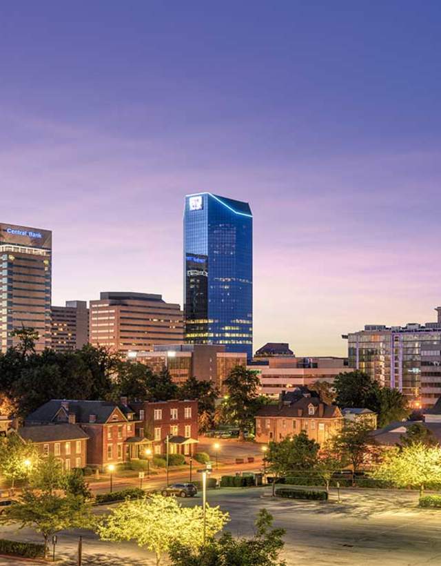 VisitLEX-Twitter - Skyline Dusk