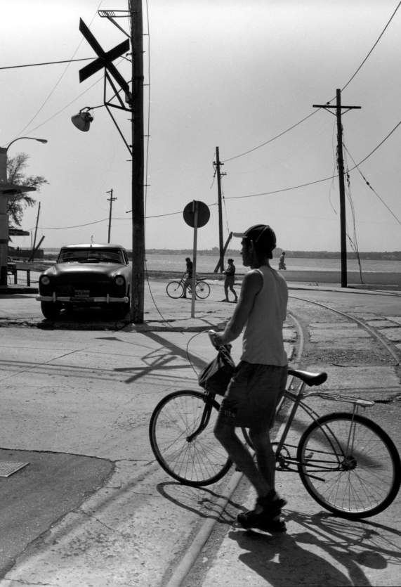 Frank Stewart, Bicycle II, Cienfuegos, c. 2004–5