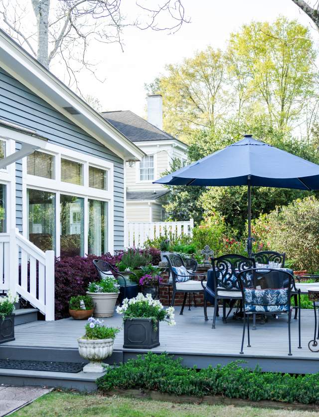 Amenities For Crenshaw Guest House