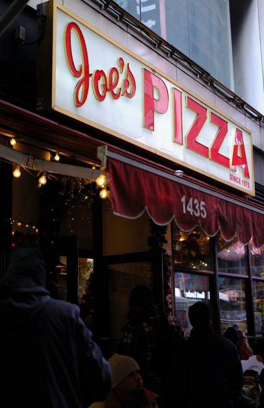 20 Bucket List Foods in New York City (With Exact Places to Try Them)