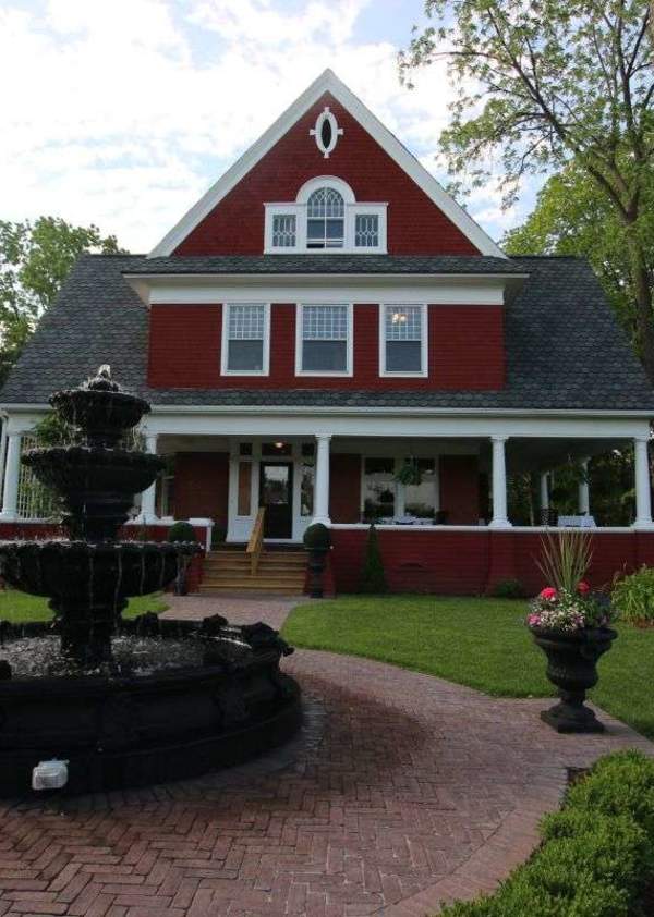 Seven Gables Tillsonburg B n B