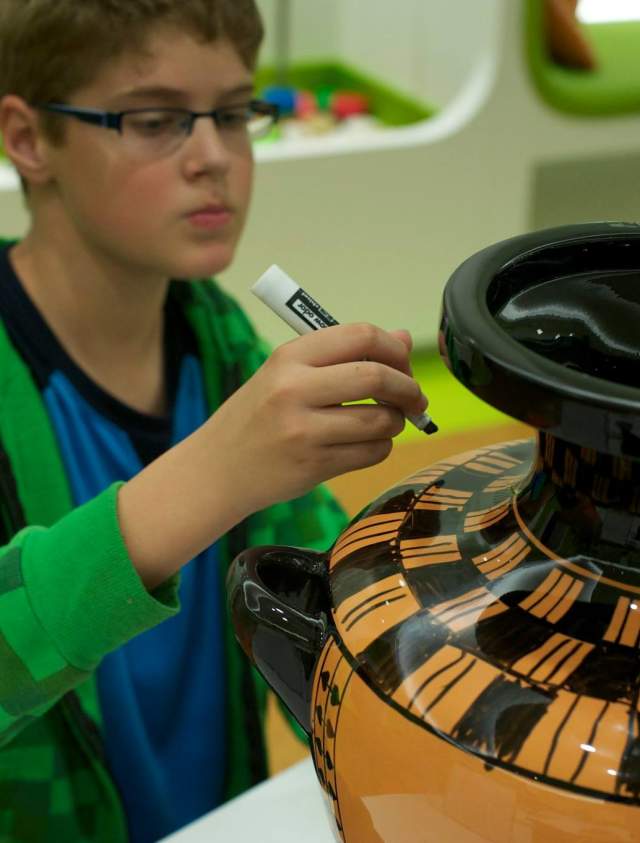 Joslyn Art Works for Kids