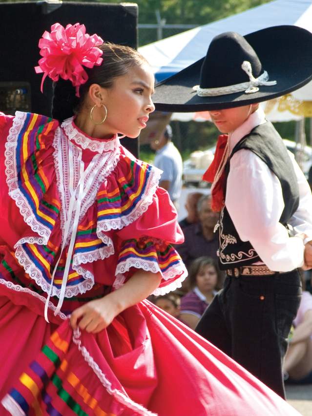 Folklorico Dancers