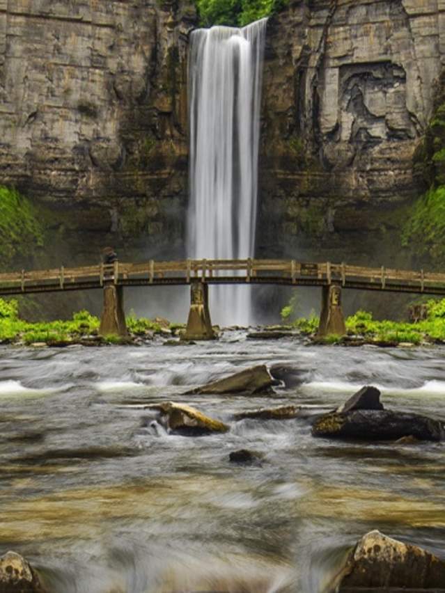 Taughannock Falls with bridge