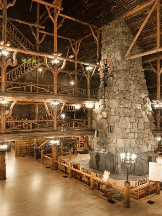 Old Faithful Inn