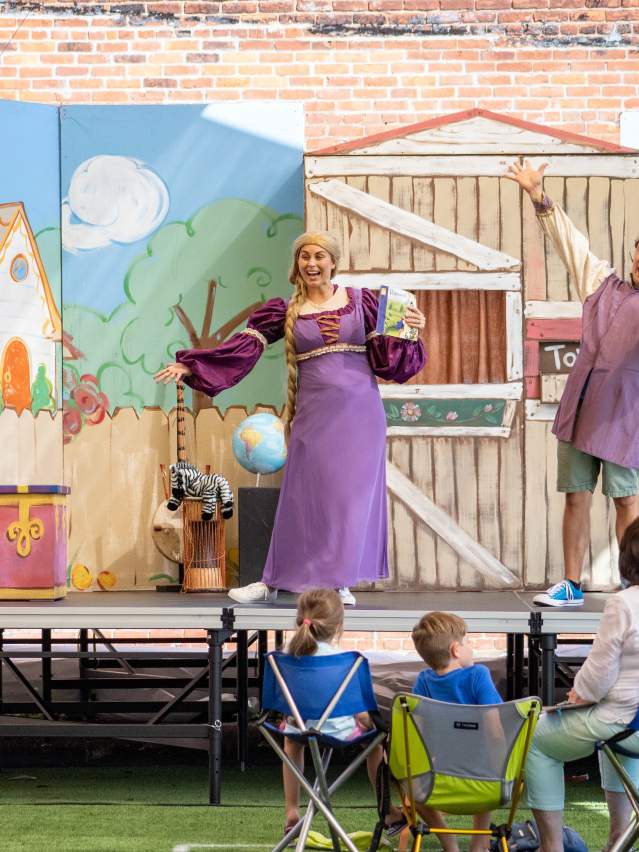 Market House Theatre PlayTime