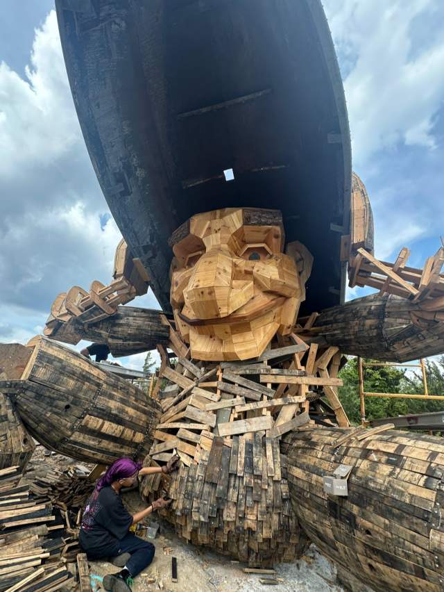 TROLL - THOMAS DAMBO