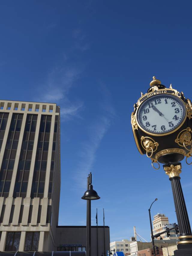 Downtown clock