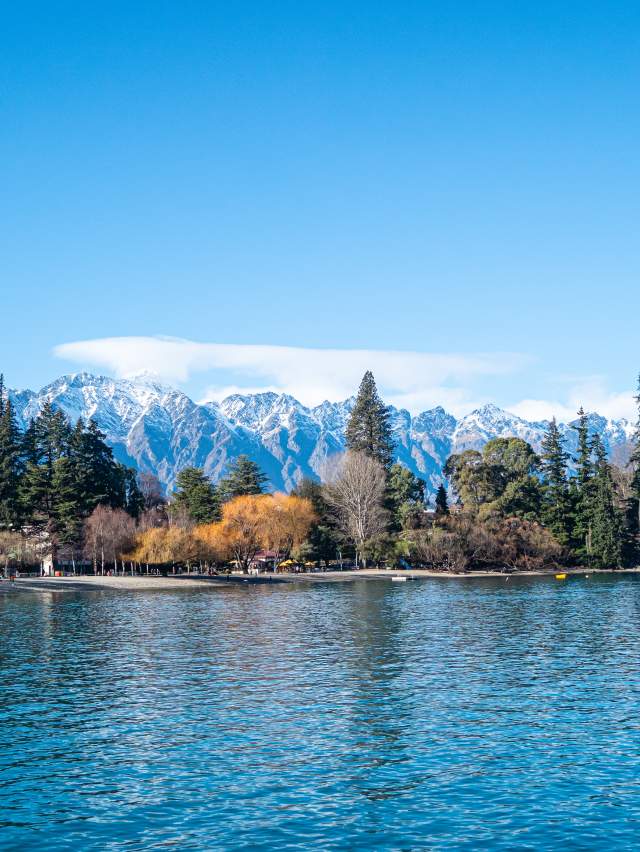 Queenstown lake side in Spring