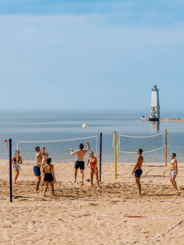 Beaches Homepage Header