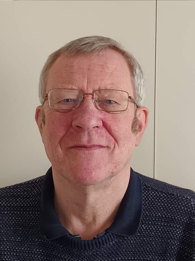 Michael P. Oakes