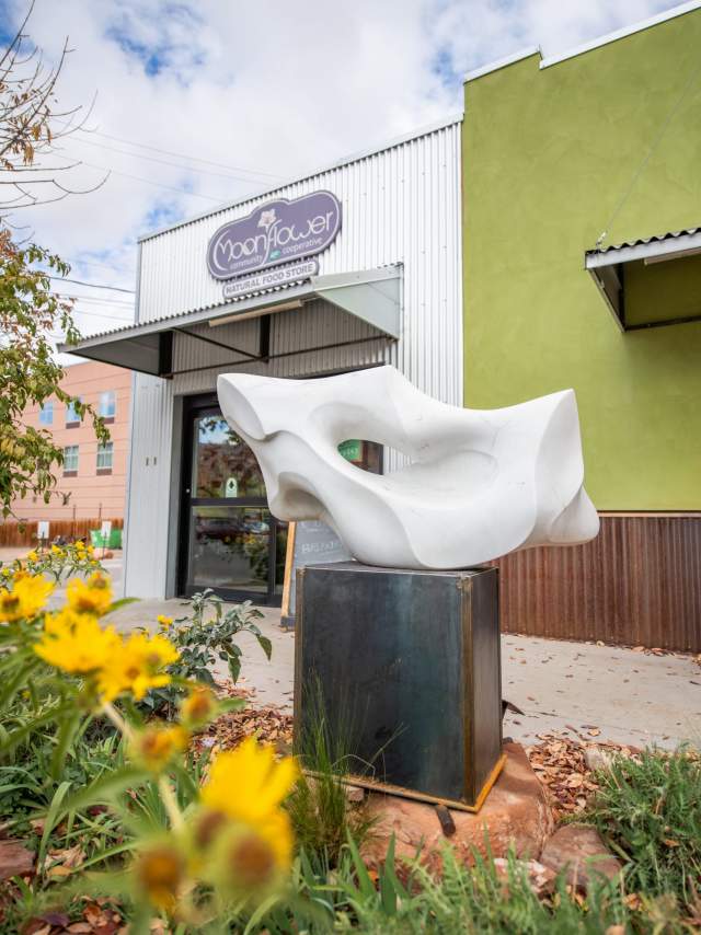 White abstract sculpture