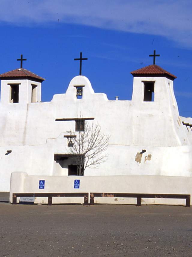 Isleta Pueblo Header