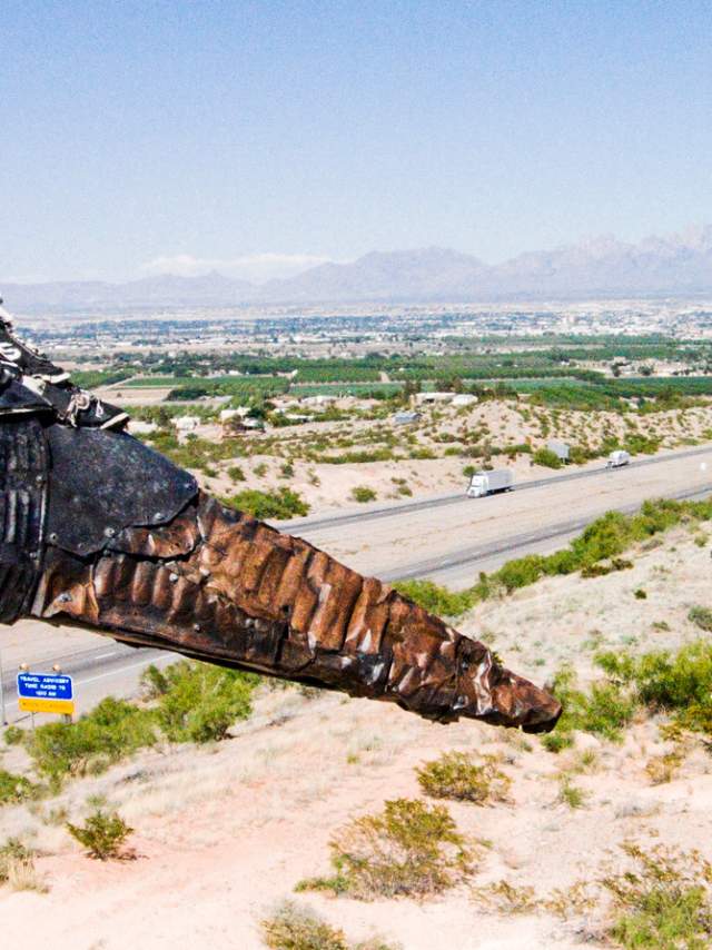 Big Bird, a large roadrunner sculpture made from recycled materials in Las Cruces, NM