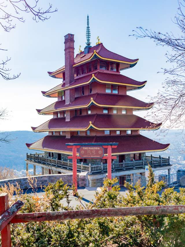 Pagoda Winter
