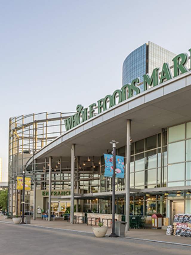 The Shops at Park Lane