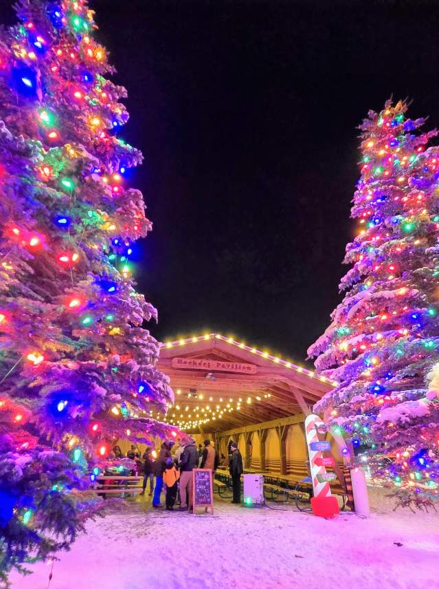 Grand Lake's Tree Lighting Ceremony