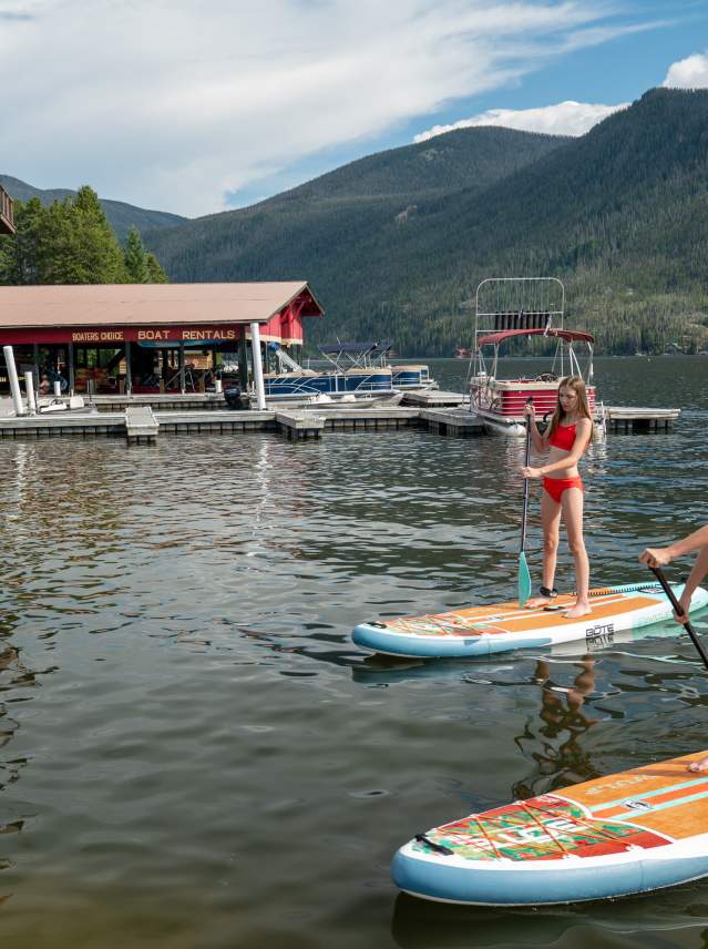Stand up paddle boards on Grand Lake