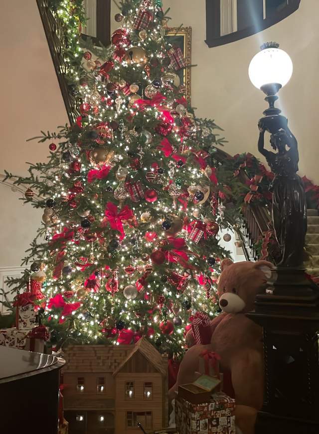 Candlelight Tours of the Missouri Governors Mansion