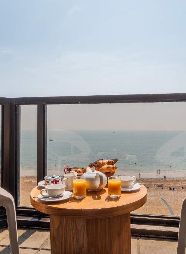 Coastal Hotels in Sussex with Sea Views: Where to Stay by the Sea
