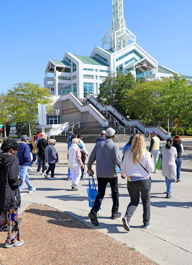 Visit Mobile Celebrates the Return of Free Walking Tours in April