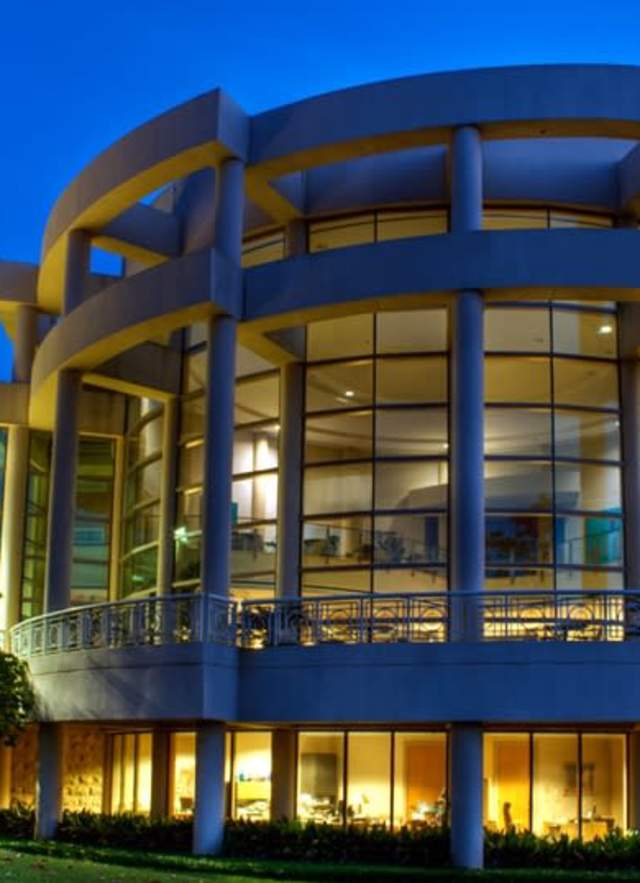 Exterior of Mobile Museum of Art