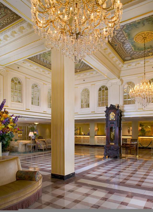 Hotel Monteleone Lobby