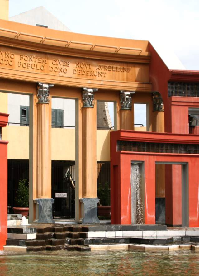 Piazza d' Italia