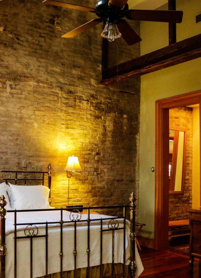 Monrose Row Bed and Breakfast